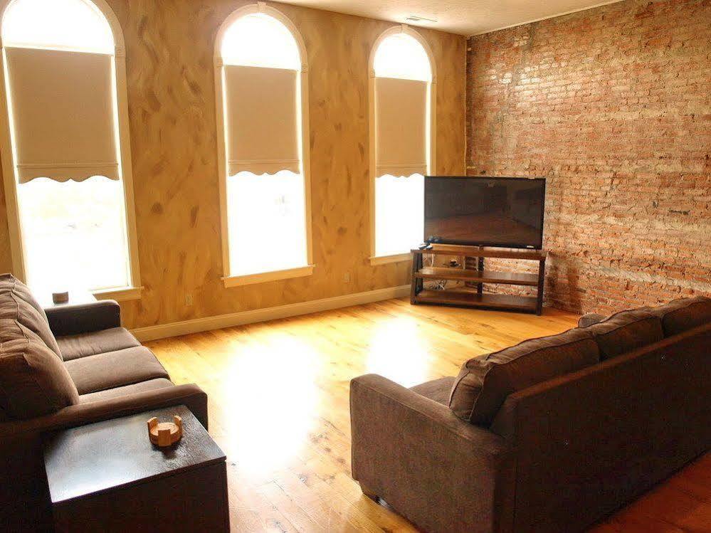 Cornerstone Inn Washington Ngoại thất bức ảnh